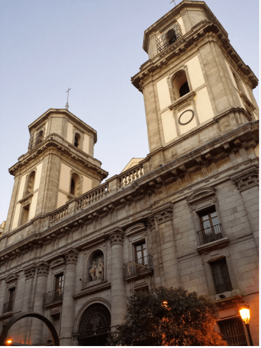 Nuestra Señora del Buen Consejo y San Isidro